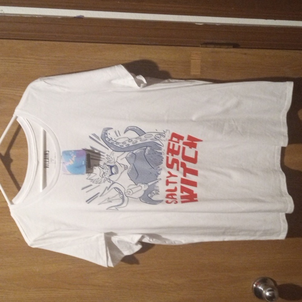 Salty Sea Witch Graphics T Shirt New With Tags 1X